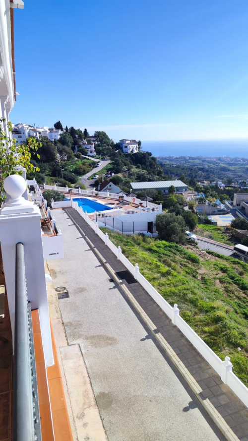 Stunning 2-Bedroom Apartment with Panoramic Sea Views – El Mirador de Mijas