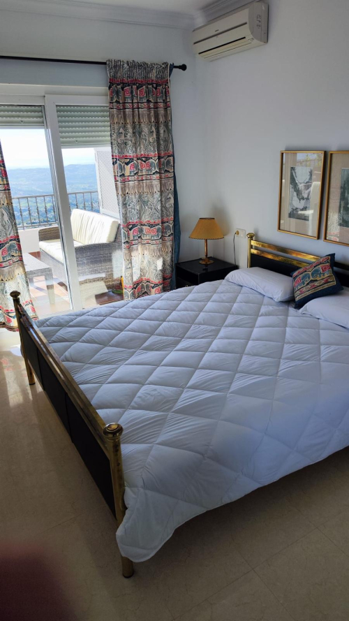 Stunning 2-Bedroom Apartment with Panoramic Sea Views – El Mirador de Mijas